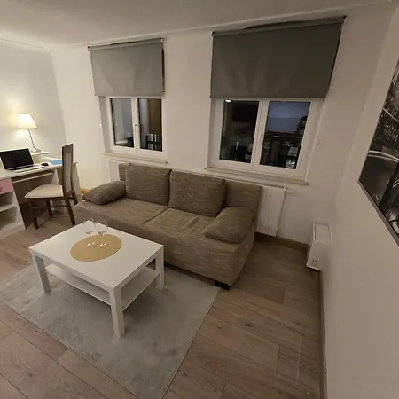 Appartamento 52m2 In Zittauer Stadtzentrum Innenstadt Innenring Lage - Wohnen Auf Zeit In - 2 Raum Einkaufsstrasse