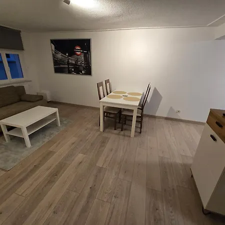 Appartamento 52m2 In Zittauer Stadtzentrum Innenstadt Innenring Lage - Wohnen Auf Zeit In - 2 Raum Einkaufsstrasse