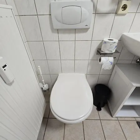 Appartamento 52m2 In Zittauer Stadtzentrum Innenstadt Innenring Lage - Wohnen Auf Zeit In - 2 Raum Einkaufsstrasse